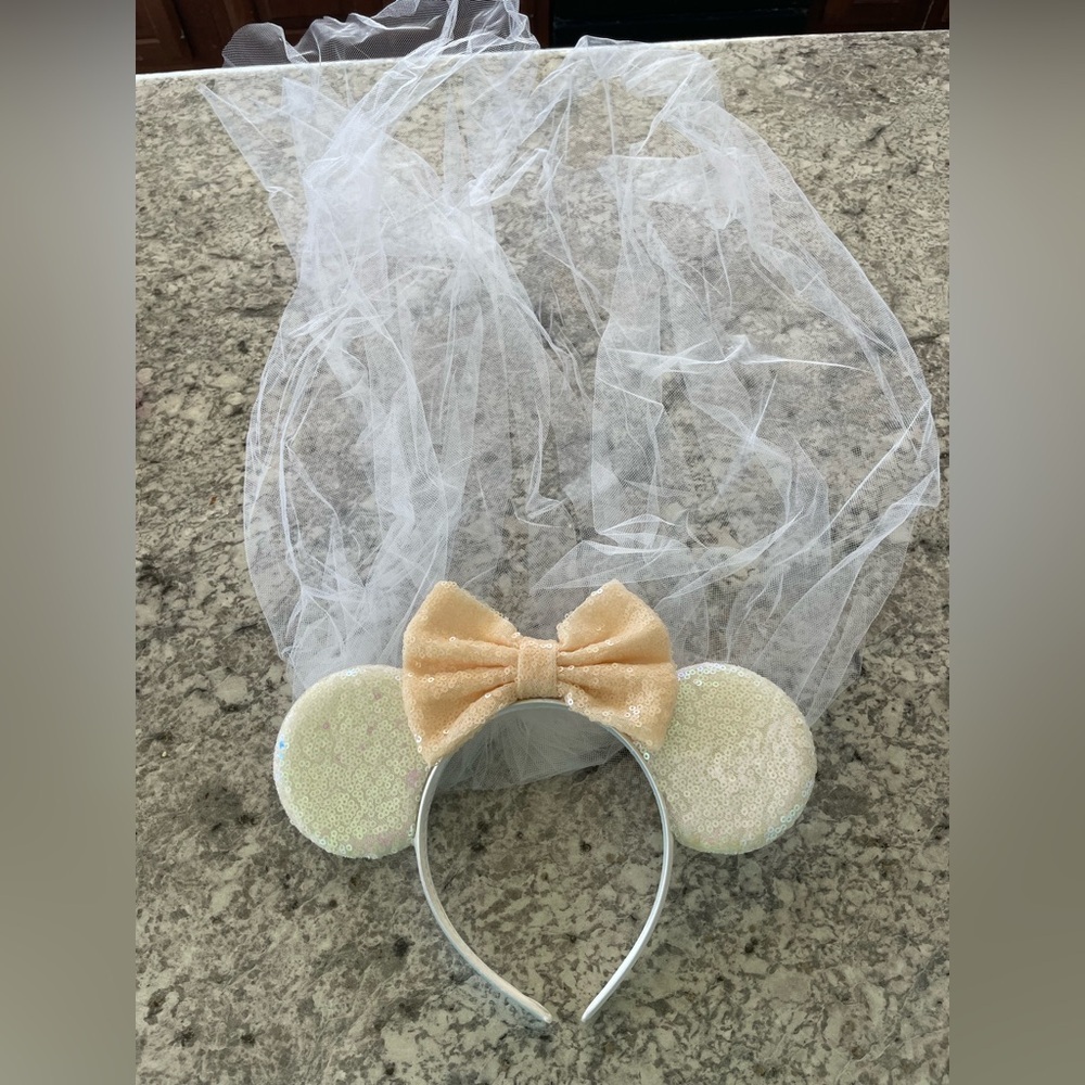 Disney Park Bride Minnie Mouse Ears Headband